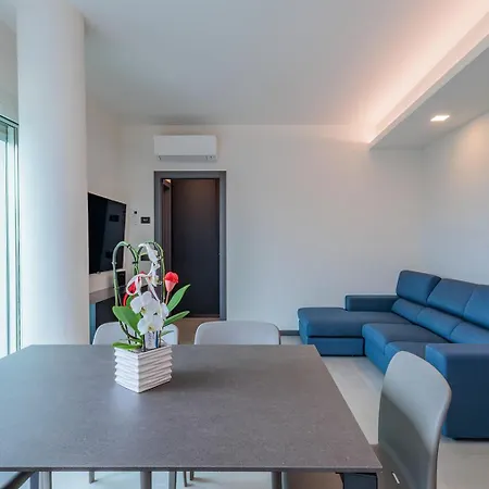 Guesthost - Belvedere Apartment